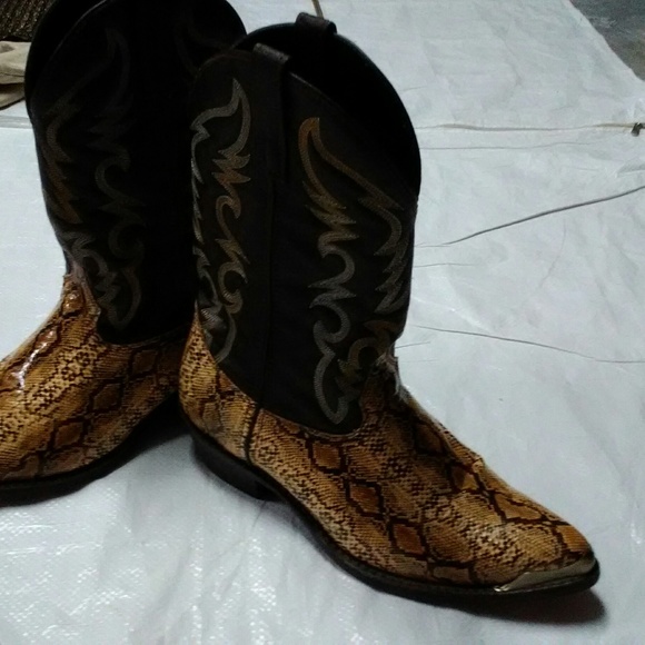 laredo python boots
